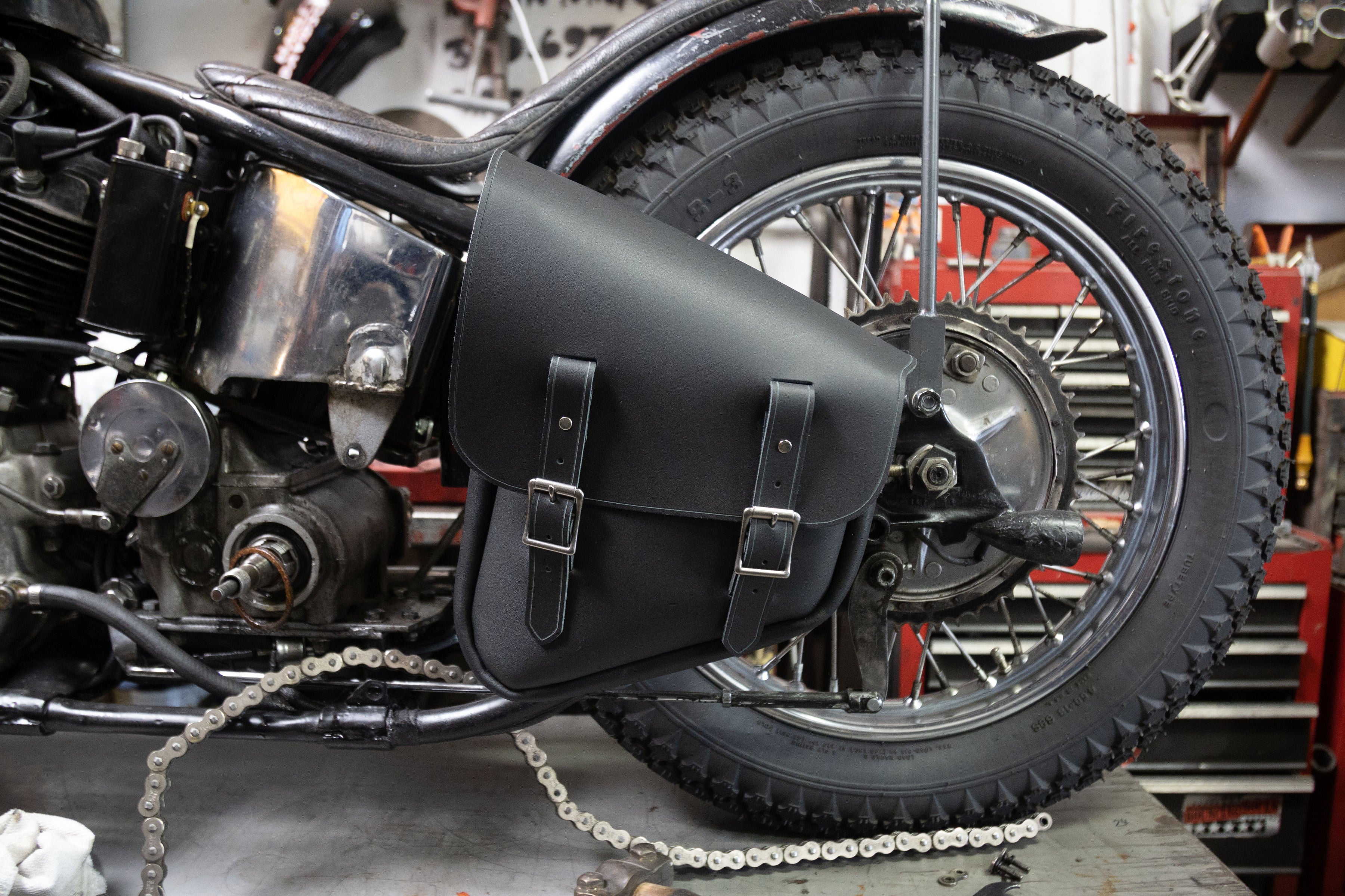 MOTORCYCLE Leather Solo Bag Swingarm SIDE Bag for Custom Chopper Bobber Rat  Bike