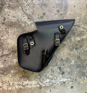 Sporty Sack with blinker flap - left side mount - Black leather with nickel hardware (PTM)